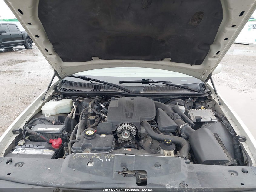 2006 Lincoln Town Car Signature VIN: 1LNHM81W46Y600986 Lot: 43777477