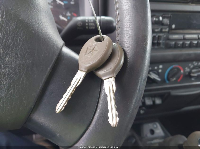 2000 Jeep Wrangler Sport VIN: 1J4FA49S0YP789850 Lot: 43777482