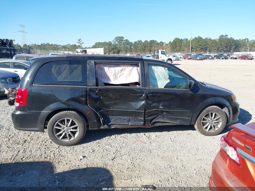 2014 Dodge Grand Caravan R/T VIN: 2C4RDGEG3ER224015 Lot: 43777495
