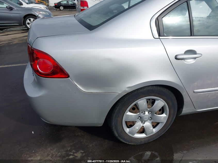 2008 Kia Optima Lx VIN: KNAGE123985211769 Lot: 43777511