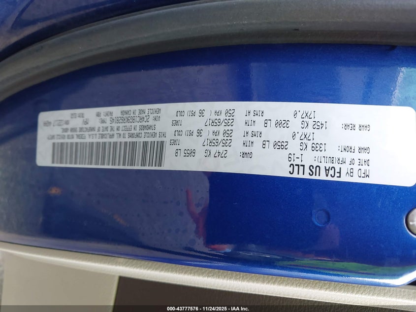 2019 Chrysler Pacifica Touring L VIN: 2C4RC1BG9KR628145 Lot: 43777576