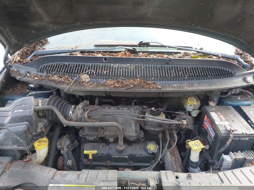 2002 Dodge Grand Caravan Sport VIN: 1B4GP44352B705113 Lot: 43777606