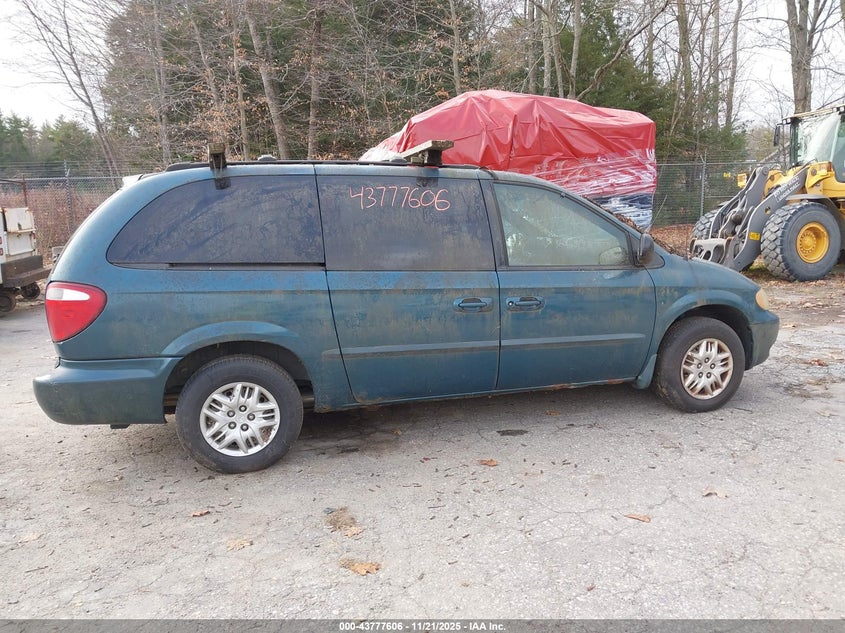 2002 Dodge Grand Caravan Sport VIN: 1B4GP44352B705113 Lot: 43777606