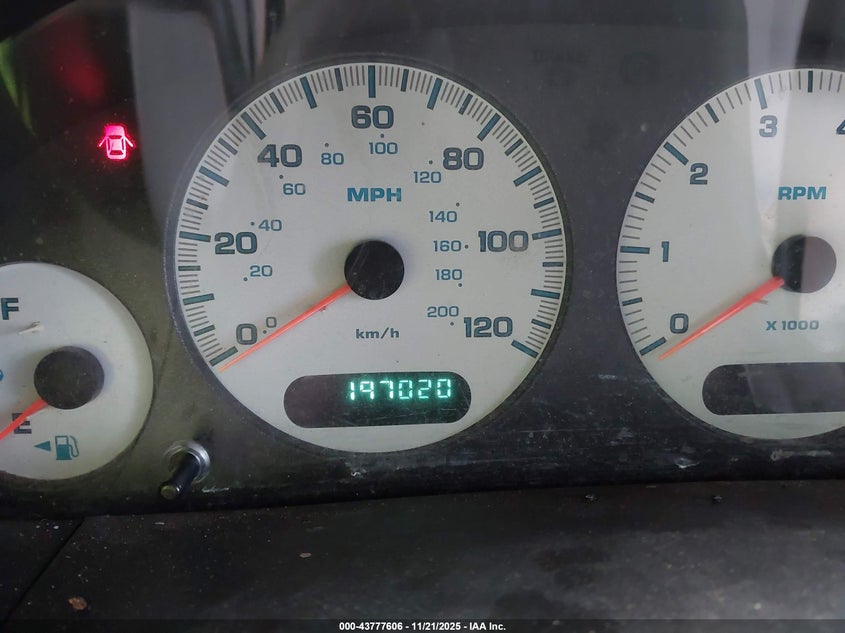 2002 Dodge Grand Caravan Sport VIN: 1B4GP44352B705113 Lot: 43777606