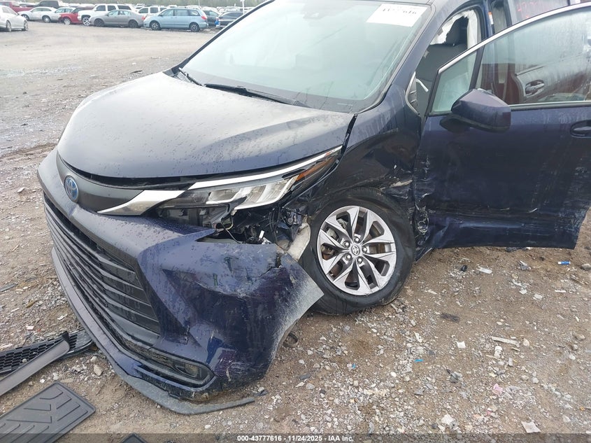 2022 Toyota Sienna Le VIN: 5TDKRKEC0NS077405 Lot: 43777616