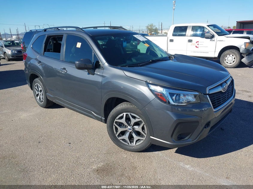 SUBARU FORESTER PREMIUM
