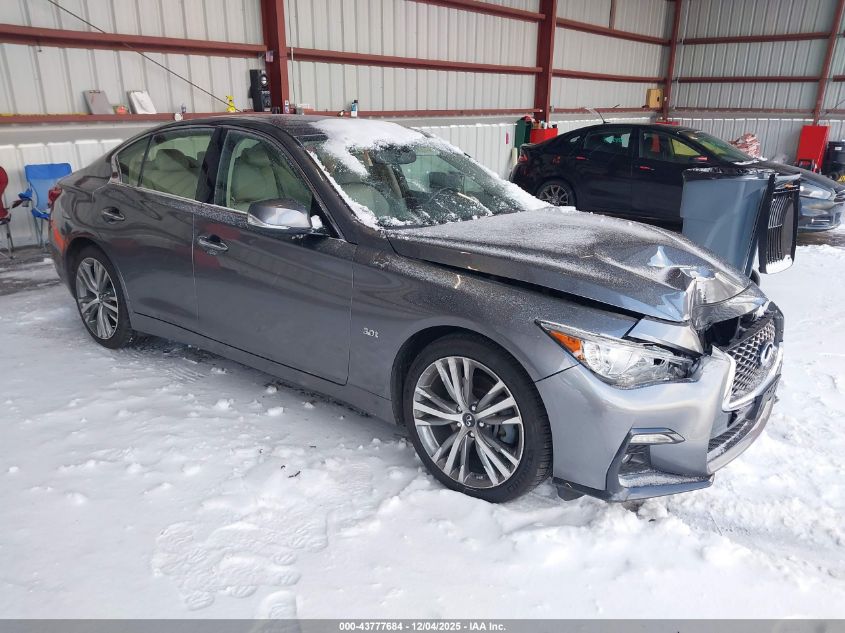 INFINITI Q50 3.0T LUXE/3.0T SPORT