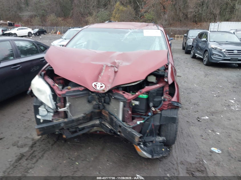 2011 Toyota Sienna Le V6 VIN: 5TDKK3DC8BS149832 Lot: 43777736