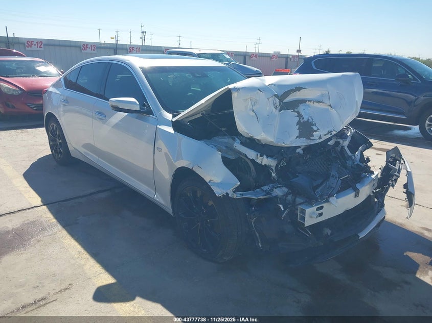 CADILLAC CT5 PREMIUM LUXURY