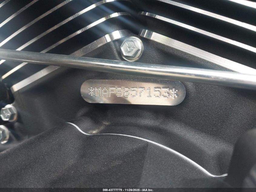 2025 Harley-Davidson Flhtcutg VIN: 1HD1MAF16SB857153 Lot: 43777779