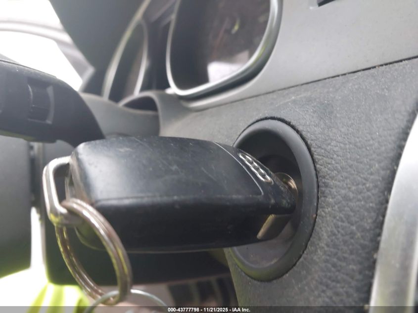 2015 Audi Q7 3.0T Premium VIN: WA1LGAFEXFD027476 Lot: 43777798