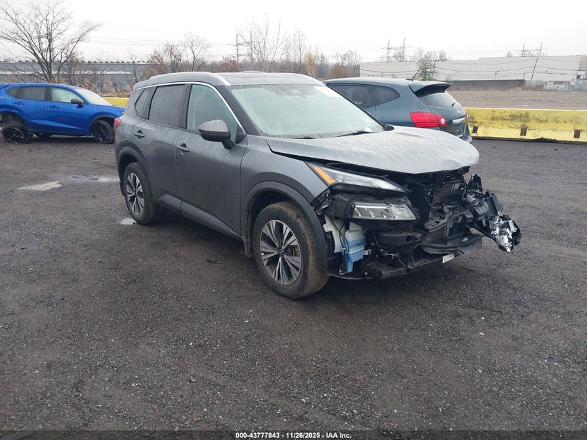 NISSAN ROGUE SV INTELLIGENT AWD