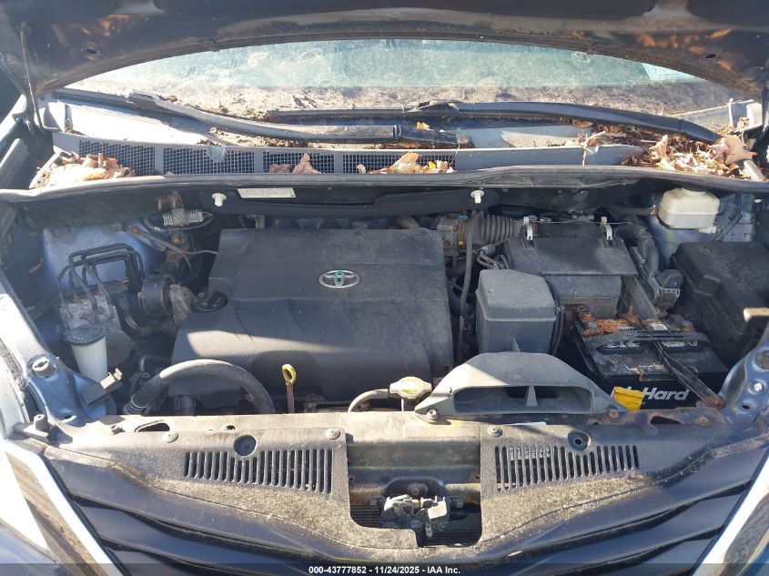 2014 Toyota Sienna Le V6 8 Passenger VIN: 5TDKK3DCXES412410 Lot: 43777852