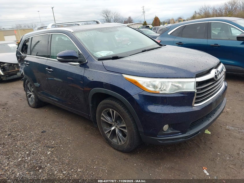 TOYOTA HIGHLANDER XLE V6