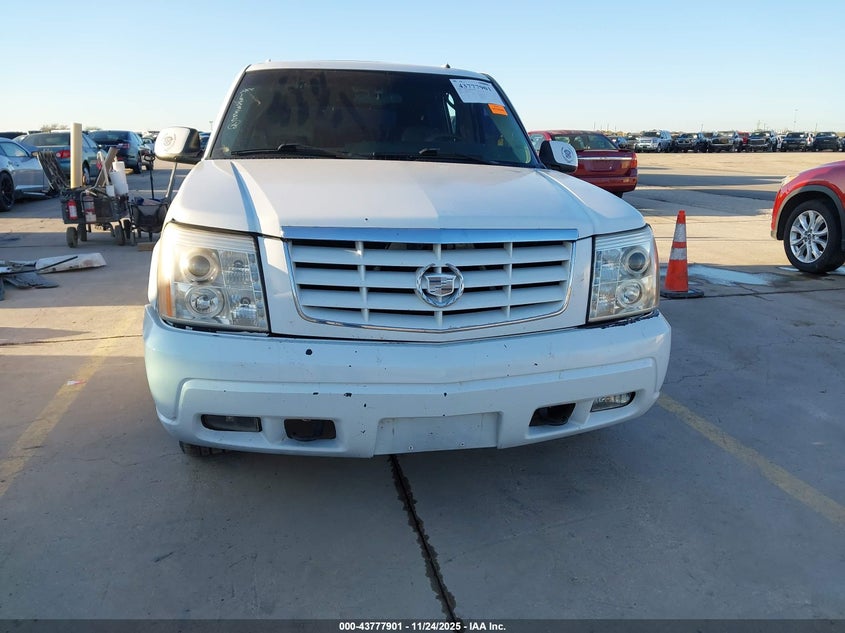 2002 Cadillac Escalade Standard VIN: 1GYEC63T62R130413 Lot: 43777901