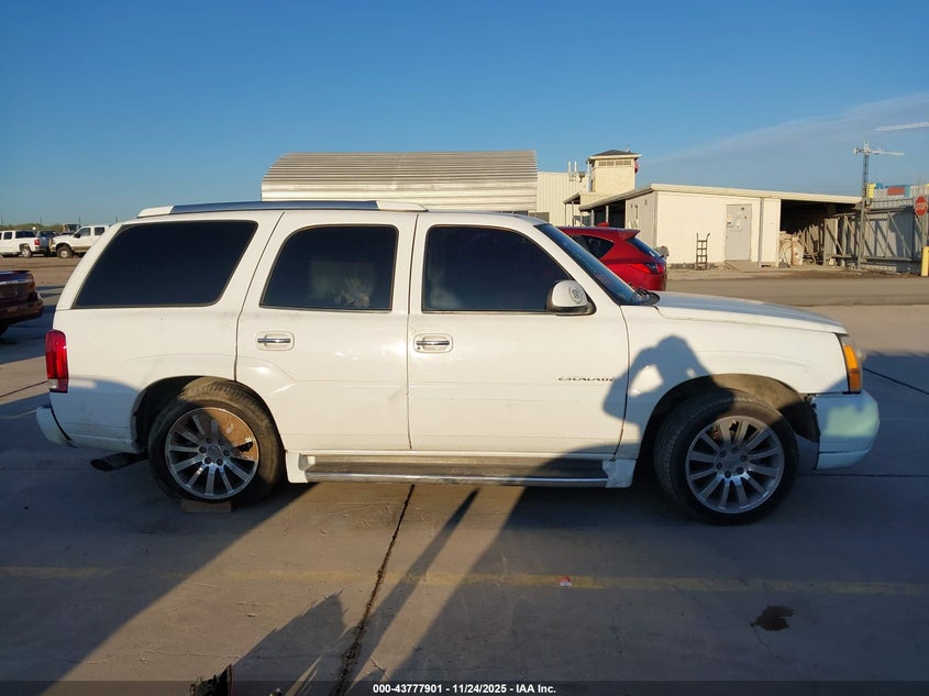 2002 Cadillac Escalade Standard VIN: 1GYEC63T62R130413 Lot: 43777901