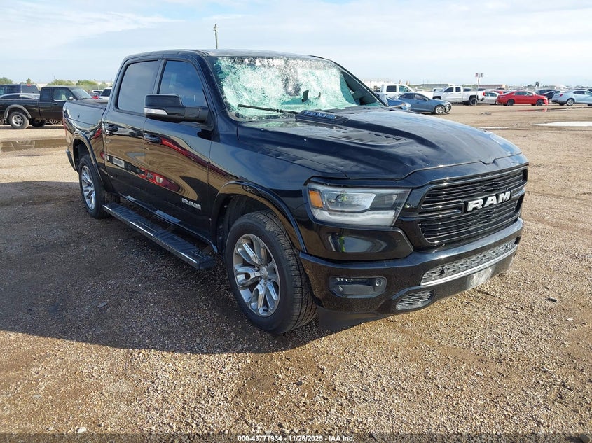 RAM 1500 LARAMIE 4X2 5 7 BOX