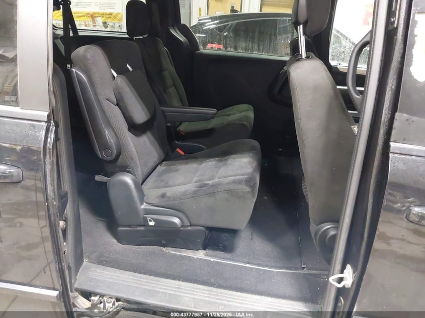 2015 Dodge Grand Caravan Sxt VIN: 2C4RDGCG3FR576404 Lot: 43777957