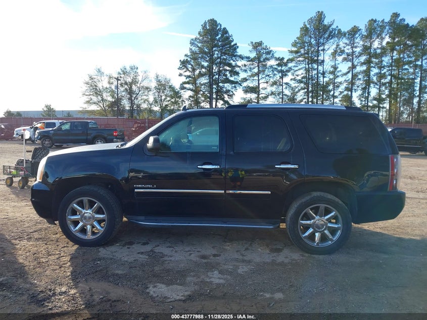 2013 GMC Yukon Denali VIN: 1GKS2EEF4DR368751 Lot: 43777988