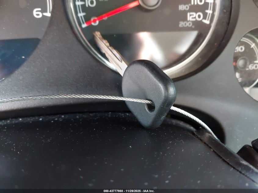 2013 GMC Yukon Denali VIN: 1GKS2EEF4DR368751 Lot: 43777988