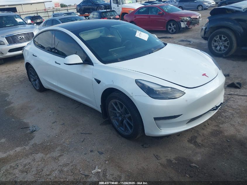 TESLA MODEL 3 REAR-WHEEL DRIVE