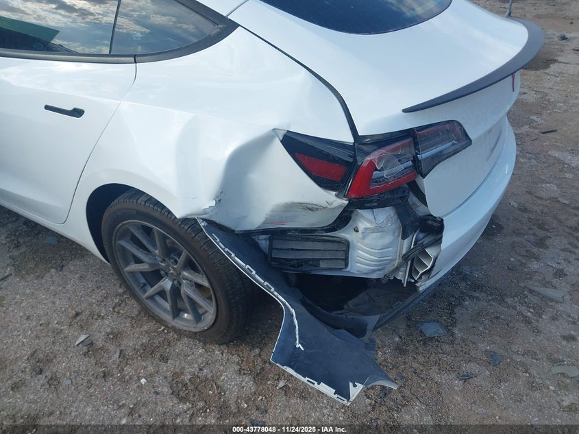 2023 Tesla Model 3 Rear-Wheel Drive VIN: 5YJ3E1EA0PF569643 Lot: 43778048