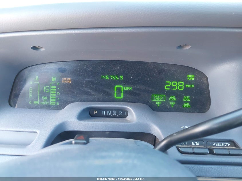 1998 Mercury Grand Marquis VIN: 2MEFM75W6WX698448 Lot: 43778069