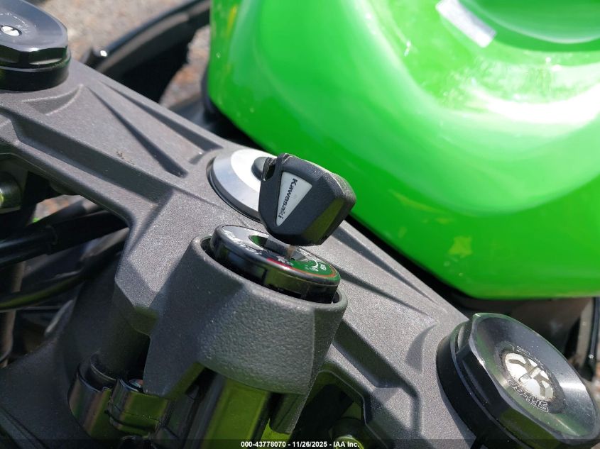 2025 Kawasaki Zx636 K VIN: JKBZXJK11SA011476 Lot: 43778070