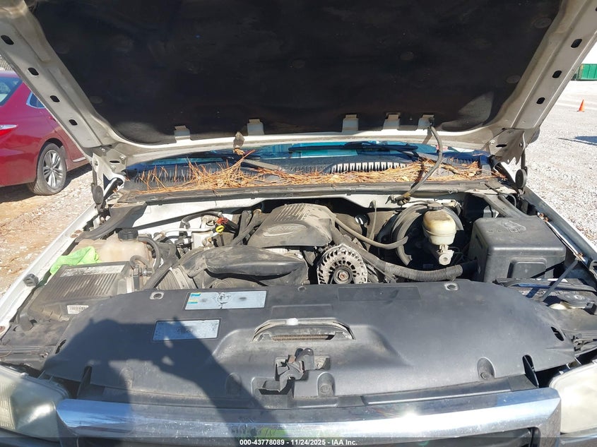 2GTEC13T551391070 2005 GMC SIERRA photo no. 10