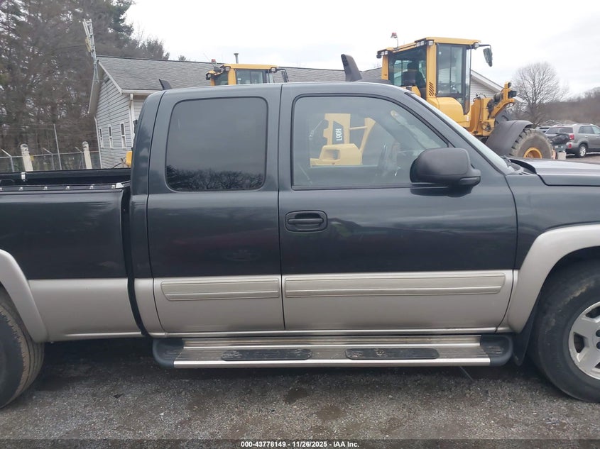 2005 Chevrolet Silverado 1500 Z71 VIN: 1GCEK19ZX5Z182011 Lot: 43778149