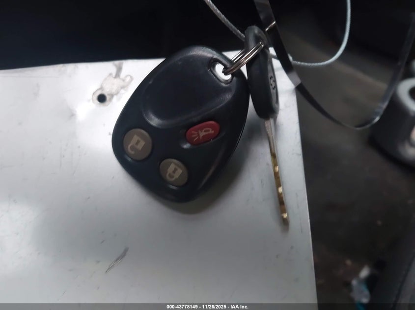 2005 Chevrolet Silverado 1500 Z71 VIN: 1GCEK19ZX5Z182011 Lot: 43778149