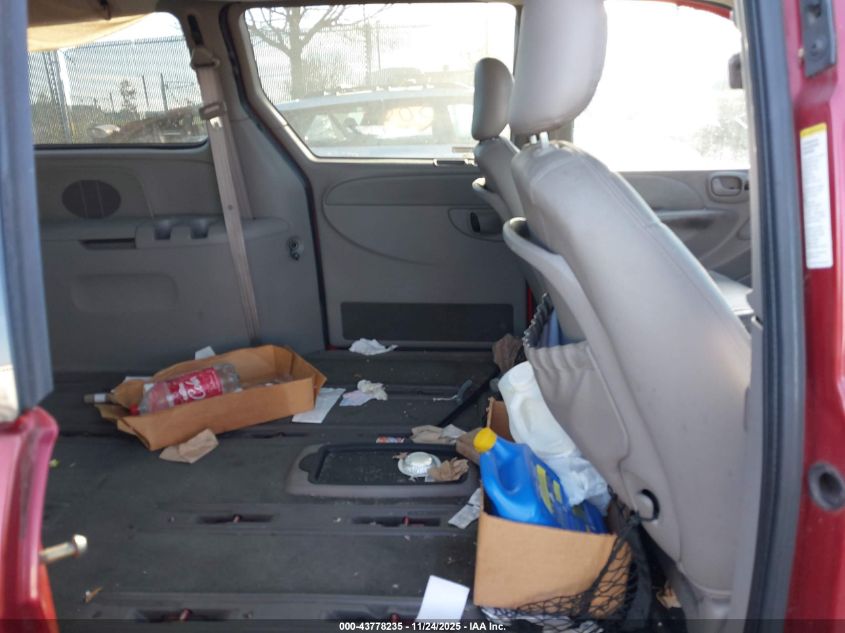 2001 Chrysler Town & Country Lxi VIN: 2C4GP54L51R163696 Lot: 43778235