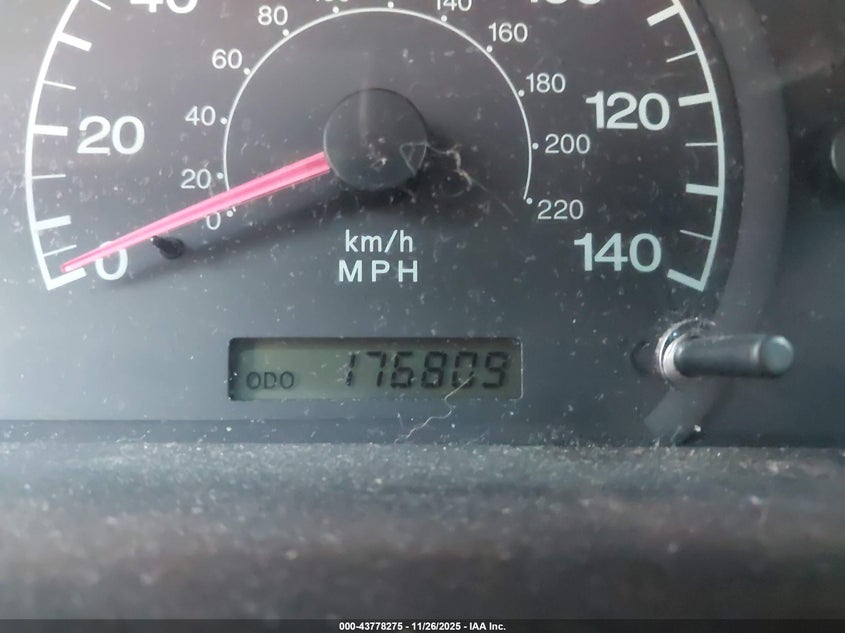 2002 Hyundai Elantra Gls VIN: KMHDN45D22U467627 Lot: 43778275