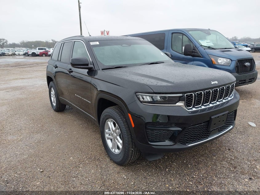 JEEP GRAND CHEROKEE LAREDO 4X4