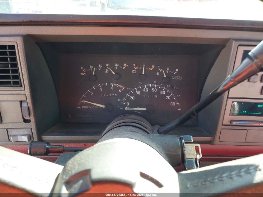 1991 Chevrolet Gmt-400 C2500 VIN: 2GCFC29K7M1197535 Lot: 43778355