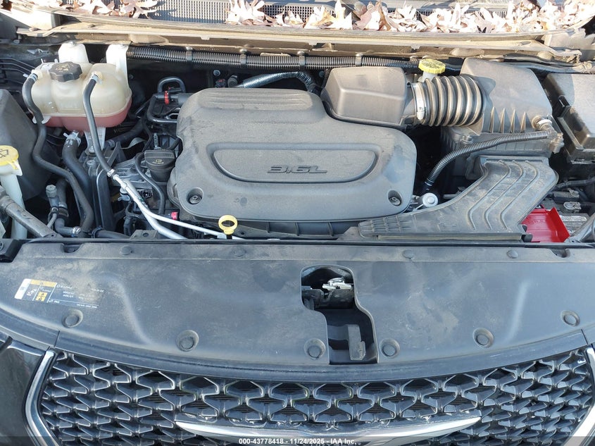 2021 Chrysler Pacifica Touring L VIN: 2C4RC1BG8MR526029 Lot: 43778418