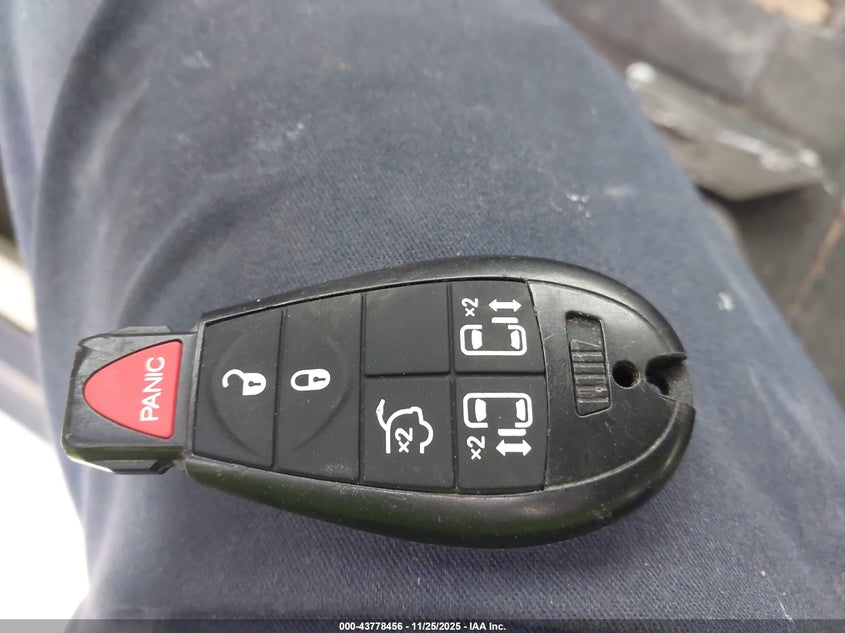 2014 Dodge Grand Caravan Sxt VIN: 2C4RDGCG5ER187486 Lot: 43778456