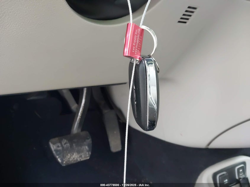 2021 Chrysler Voyager Lxi VIN: 2C4RC1DG9MR558016 Lot: 43778500