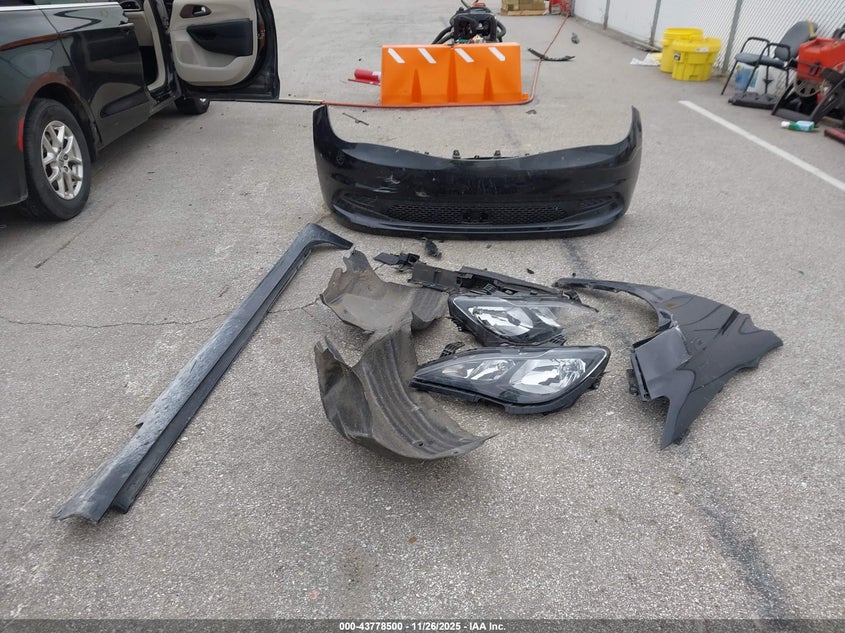 2021 Chrysler Voyager Lxi VIN: 2C4RC1DG9MR558016 Lot: 43778500