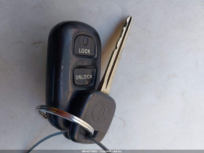 2004 Toyota Matrix Xr VIN: 2T1KR32E94C193785 Lot: 43778523