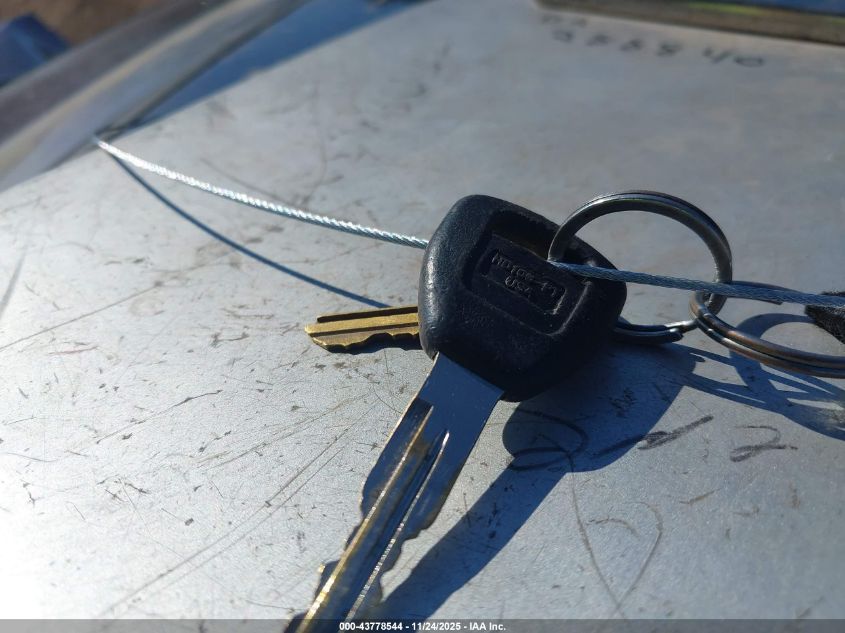 1998 Honda Accord Ex VIN: 1HGCG5659WA110011 Lot: 43778544