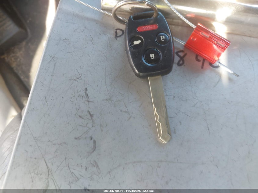 2009 Honda Pilot Touring VIN: 5FNYF388X9B027766 Lot: 43778551