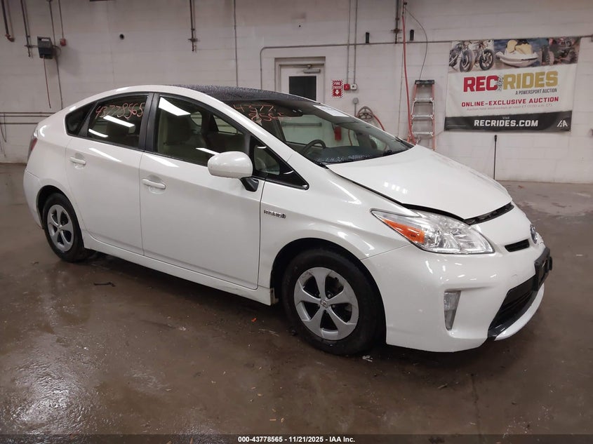 TOYOTA PRIUS THREE