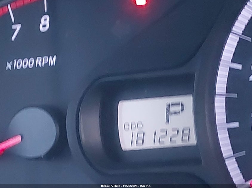 2011 Toyota Sienna Le V6 VIN: 5TDKK3DC0BS020418 Lot: 43778663