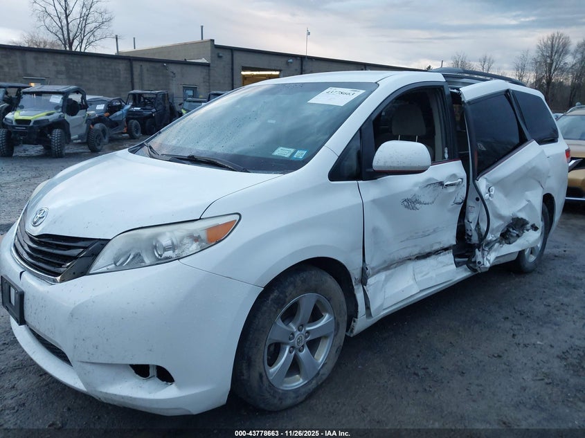 2011 Toyota Sienna Le V6 VIN: 5TDKK3DC0BS020418 Lot: 43778663