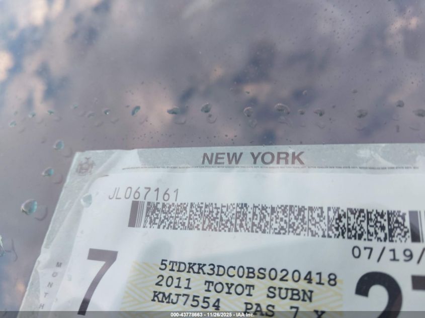 2011 Toyota Sienna Le V6 VIN: 5TDKK3DC0BS020418 Lot: 43778663