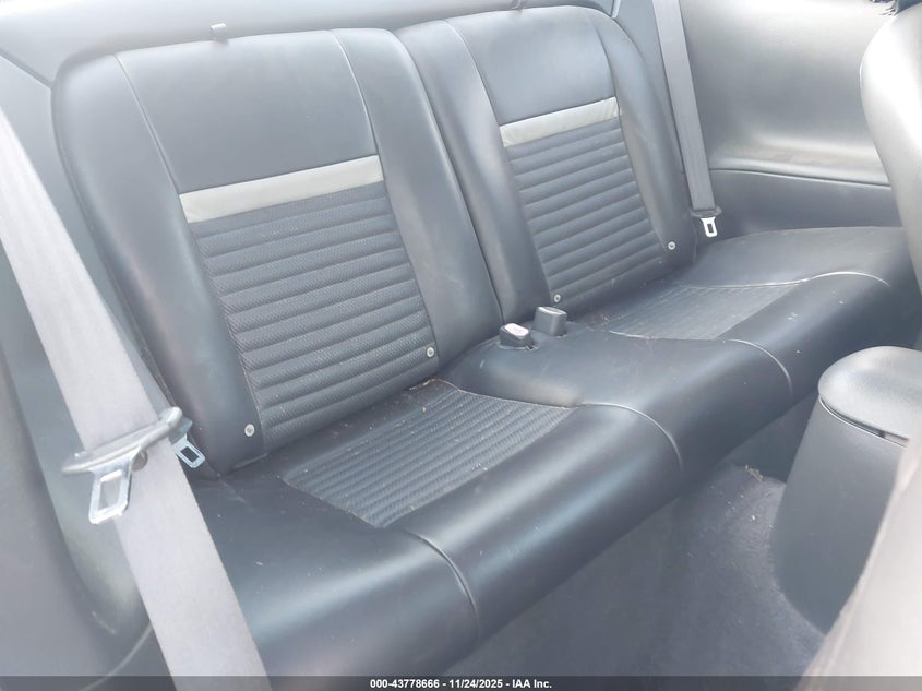 2004 Ford Mustang Mach 1 VIN: 1FAFP42R64F233575 Lot: 43778666