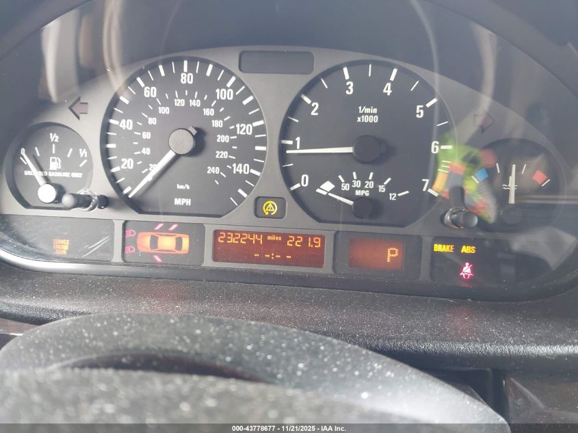 2005 BMW 325I VIN: WBAET37425NJ90608 Lot: 43778677