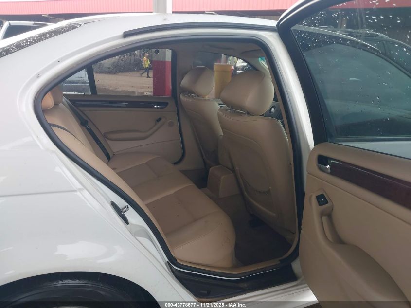 2005 BMW 325I VIN: WBAET37425NJ90608 Lot: 43778677