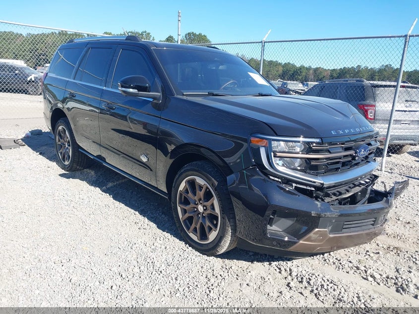 FORD EXPEDITION KING RANCH